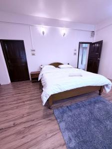 Happy Homes Apartments 2BHK Nongthymmai