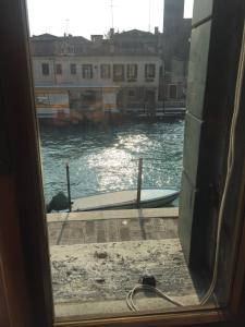 Princess Guest House Canal View