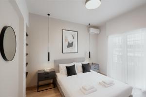 Luxury & Spacious Penthouse In Athens with Terrace