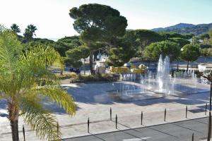 BO230-314 Appartement Studio coin nuit 4 couchages BORMES LES MIMOSAS