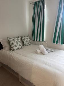 Cozy 1BR Next to East Finchley Station, N2
