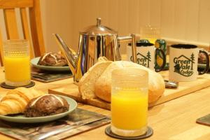 Green Vale Lodge, Yanwath, modern lodge with hot tub and 10 minute drive to Ullswater