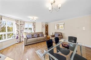 St Clair 2 Bedroom Apartment - Leigh, Edinburgh