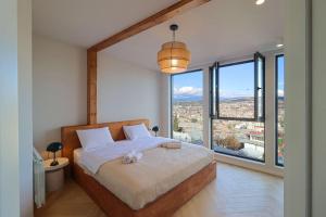 Stylish 2BR Retreat Mtatsminda Tbilisi - by Wehost