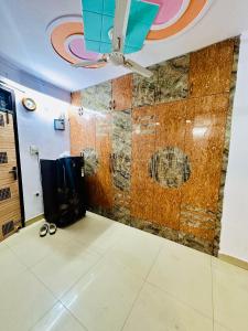 3BHK Flat in a Vibrant Islamic Locality