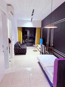 AXON suites Aurora