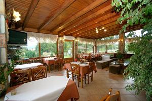 Orama Hotel - Serene Lake Plastira Retreat with Stunning Views