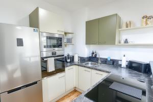 TrulySpace - Modernes Apartment am Rathausplatz, Terrasse, Fahrstuhl