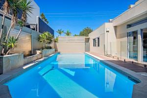 Tropical Dreaming - Heated Pool Cinema Room