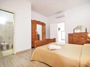 Apartment SinAgo by Interhome