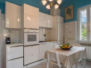 Apartment Ginevra by Interhome