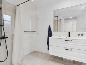 Holiday Home Ingert - 1km from the sea by Interhome