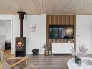 Holiday Home Thurgot - 100m from the sea by Interhome