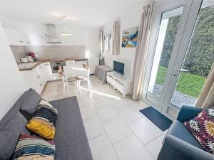 Apartment Le Perregaux by Interhome