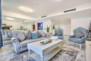 3-Bedroom Residence in Murjan 5 - Jumeirah Beach with Sea Views