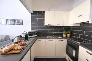 Historic Center Gem Free Parking 10m img11