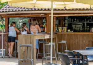 Camping La Clairière - Aquatique Vacances