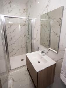 Penthouse with Jacuzzi near St Julians