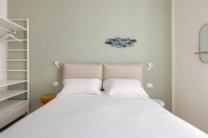 Luce di Levante-Cinque Terre La Spezia