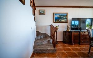 Maravilla Villa with Sea Views