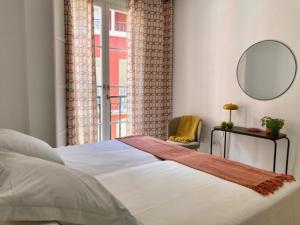 Silence comfort and a pool in Santa Cruz