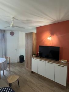 Agréable appartement vue sur port de plaisance