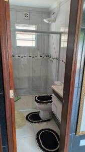Apartamento Maranduba com Piscina, Churasqueira e Ar Condicionado