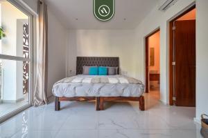 Equipped 2BR Condo in Versalles - Pool - King Bed