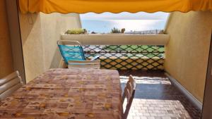 SE198 - Senigallia, luminoso bilocale fronte mare al residence Piramidi