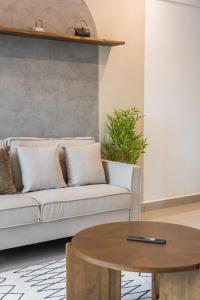 Serene Japandi & Zen Family Retreat 2-7 pax with Comfortable Living Space
