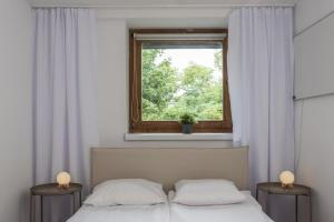 Old Town Loft - 7 Bedroom Apartment - by Upstairs