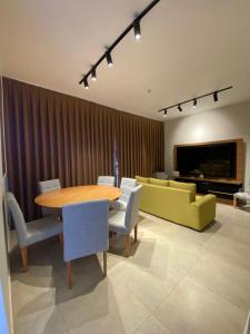 A pasos del Shopping del Sol- 2 Habitaciones