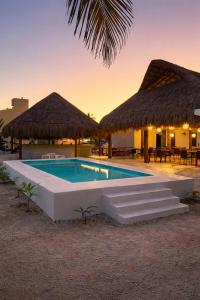 Oneiro Suites with Sea View