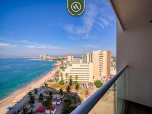 Oceanview Studio - King Bed - Pools - Beachclub