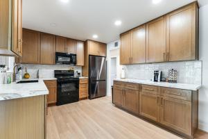 Shop, Swim and Explore Updated Phoenix Home!