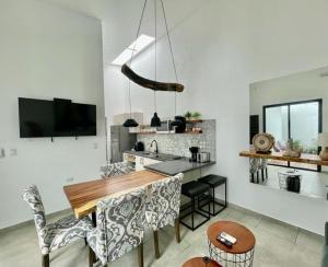 Tropical Paradise in Costa Rica Private Pool BBQ