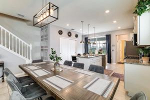 Resort Perks and Private Pool Davenport Family Home