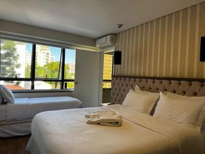 Apto Batel dentro do Hotel com Vaga e Piscina