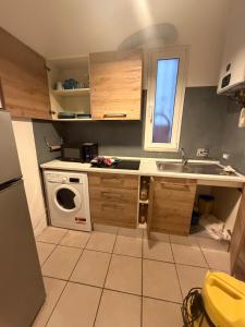 Brezza Marina Apartment, Zona Porto, Livorno