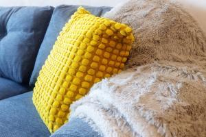 SkyCloud Bansko Cozy Modern 1 Min to Gondola