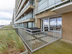 Sun Beach - 0001 + box 82 (Green Garden)