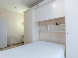 Sun Beach - 0001 + box 82 (Green Garden)