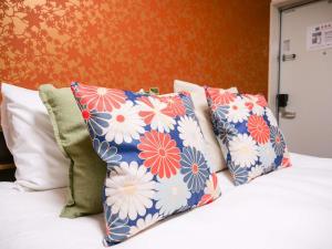 Triphome Shinokubo WUJI New Open