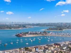 The Sands by Coastline Vacation Rentals