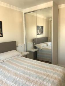 Apartamento 2 quartos todo decorado Itapema bairro Meia Praia