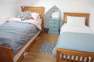 Cosy 3 bedroom house close to beach