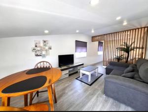 Atico Deluxe Limosa romántico moderno junto al mar