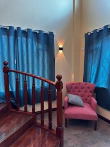 Luxury House - Jacuzzi - BBQ - 15 min to Airport