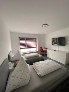 Moderne 2 Zimmer Wohnung Küche und Bad im Zentrum