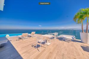 Luxury Penthouse -Ocean View - GYM - Pool